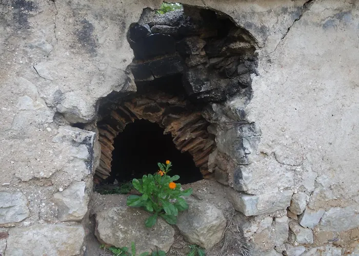 Near The Castle Of Konukevi 3*